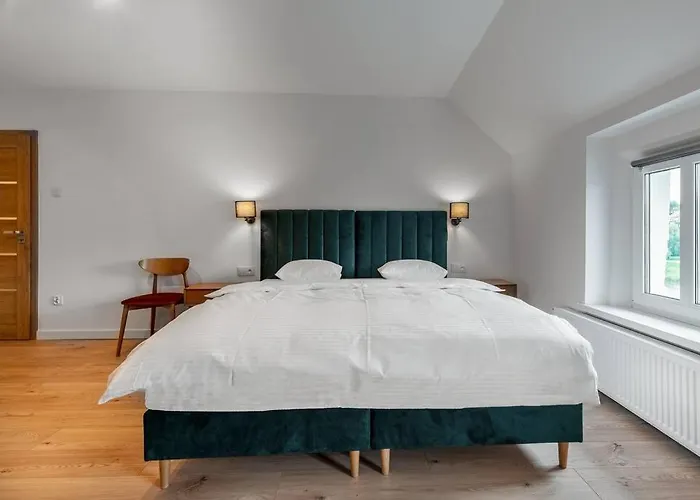 Daire Blick - Waterfront *